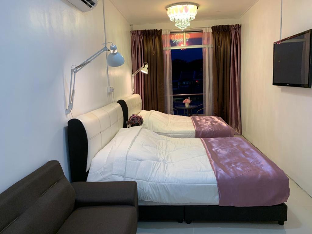 Sbs Hotel Паданг Бесар Экстерьер фото