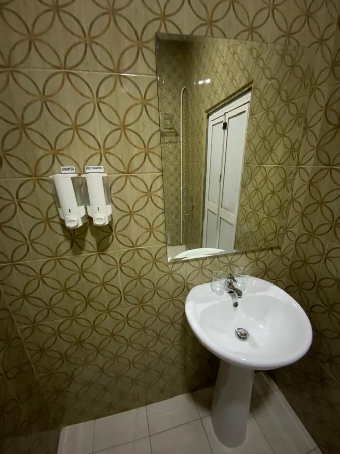 Sbs Hotel Паданг Бесар Экстерьер фото