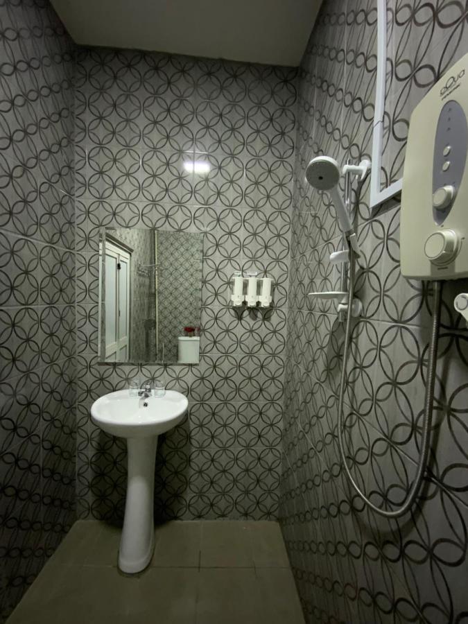 Sbs Hotel Паданг Бесар Экстерьер фото